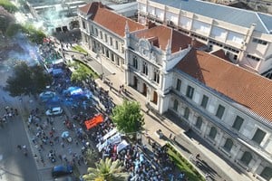 marcha universitaria nicola