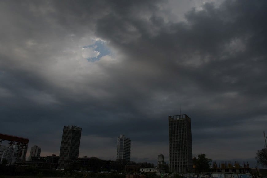 En el área afectada, se prevé que las tormentas comiencen durante la madrugada del jueves y vayan disminuyendo su intensidad a lo largo de la jornada. Foto: Manuel Fabatía.