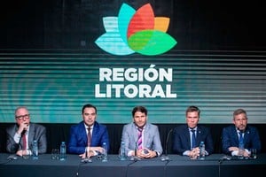 Delegaciones de seis provincias plantearon fuertes definiciones y reclamos al poder central histórico de Buenos Aires y en temas puntuales al gobierno de Javier Milei.