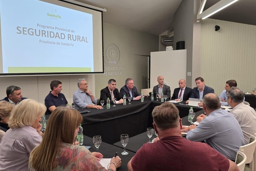 “También subrayé la urgencia de descentralizar recursos para mejorar el parque automotor de la policía, una medida que no puede esperar más”, comentó Pirola.
Foto: Gentileza