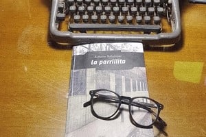 La parrillita es una novela que por forma mantiene un estilo fílmico, con escenas que estimulan desde la lectura la sensopercepción visual como logro estético. Foto: Gentileza