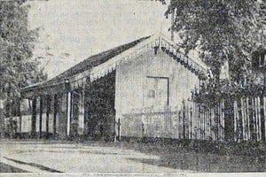 La estación Las Flores del ferrocarril Las Colonias (luego Santa Fe).