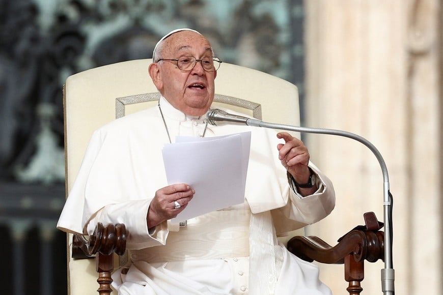 Pope Francis attends the weekly general audience in St. Peter's Square at the Vatican, October 16, 2024. REUTERS/Guglielmo Mangiapane