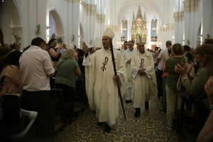 El pasado 30 de septiembre se llevó a cabo la ordenación de Matías Vecino como Obispo Auxiliar de Santa Fe, en una ceremonia religiosa llevada a cabo en la Basílica de Guadalupe. Archivo.