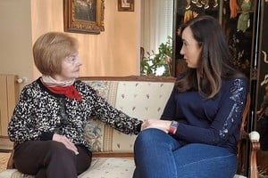 Isabel Martínez recibió la visita de Victoria Villarruel en su residencia de Villanueva de la Cañada, Madrid. Gentileza 