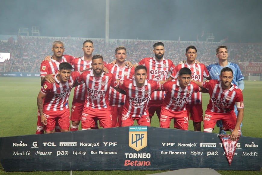 El equipo titular de Unión. Crédito: El Litoral