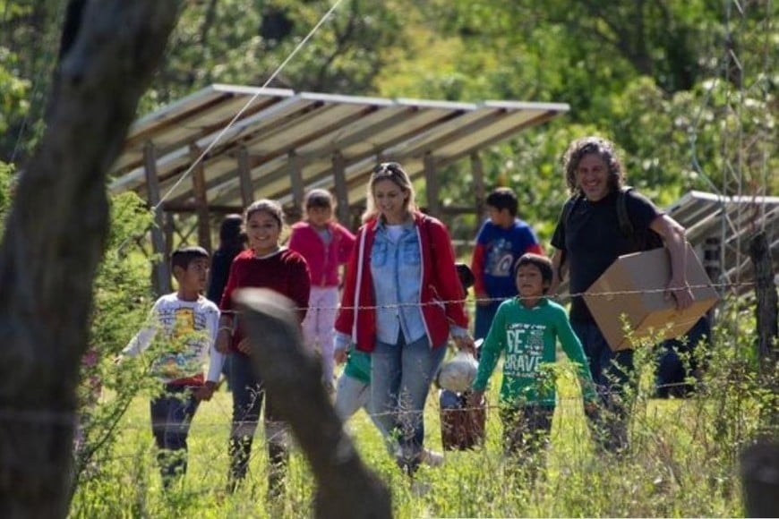 Equipo de Salud en la isla.