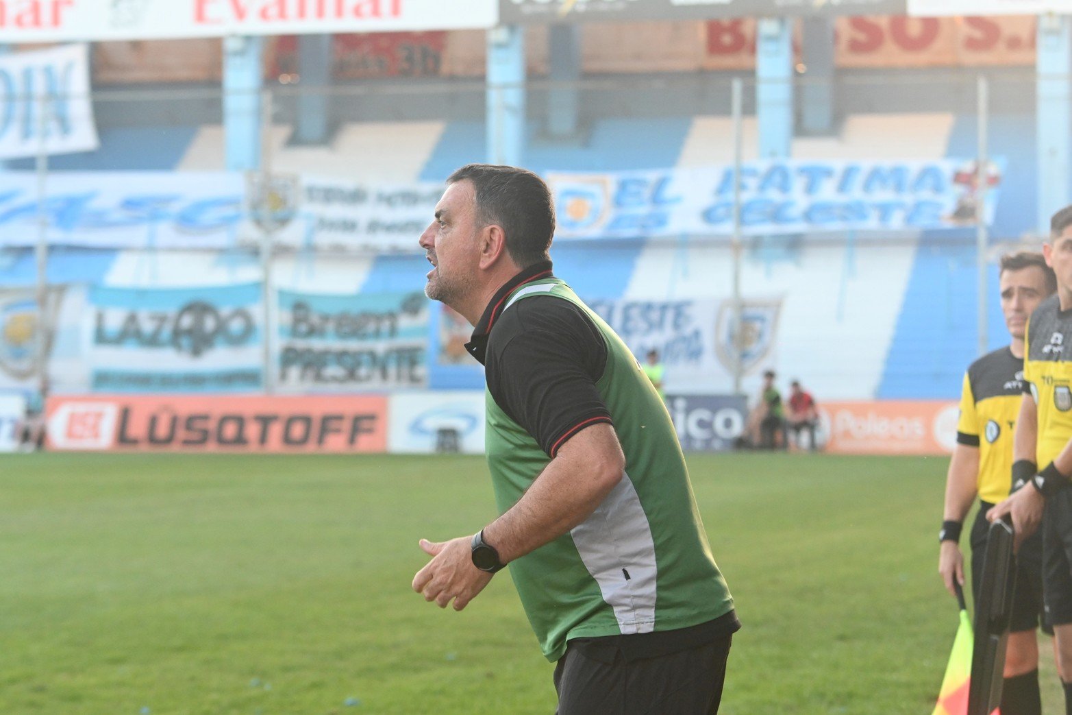 Osella sobre el final, con los cambios, intentó buscar ese gol que abriera un partido súper cerrado