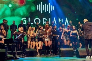 Gloriana, coro de rock & pop de la ciudad de Santa Fe, dirigido por Rodrigo Asselborn