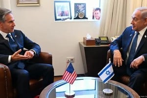 En su primera escala de esta nueva visita a Medio Oriente, Antony Blinken dialogó primero con Benjamin Netanyahu. Haim Zach/DW