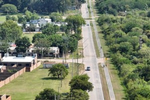 Gorriti y la Av. Peñaloza hacia el norte. Hoy es una “avenida con una sola calzada”. Crédito: Fernando Nicola