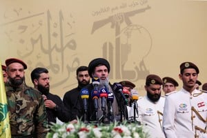 FILE PHOTO: Senior Hezbollah official Hashem Safieddine speaks during the funeral of Mohammed Nasser, a senior Hezbollah commander who was killed by what security sources say was an Israel strike on Wednesday, in Beirut's southern suburbs, Lebanon July 4, 2024. REUTERS/Aziz Taher/File Photo