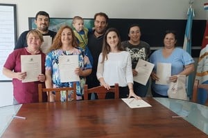 Banco Solidario, otorga microcréditos a emprendedores en situación de vulnerabilidad social y productiva que permita la capitalización de herramientas, insumos y/o maquinarias tecnológicas a fin de favorecer el trabajo autogestivo.