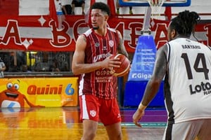 Bombino, goleador de la noche para el Tatengue. Crédito: Prensa LNB