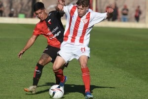 Clásico con historia. Unión, en La Tatenguita, espera por Colón, el partido destacado de la fecha 11 del Clausura liguista. Luis Cetraro