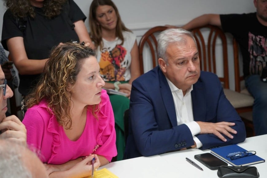 Jimena Senn y Pablo Farías, presidentes de Presupuesto y de Asuntos Constitucionales en el plenario de ambas comisiones por ludopatía. Foto: Gentileza Cámara de Diputados