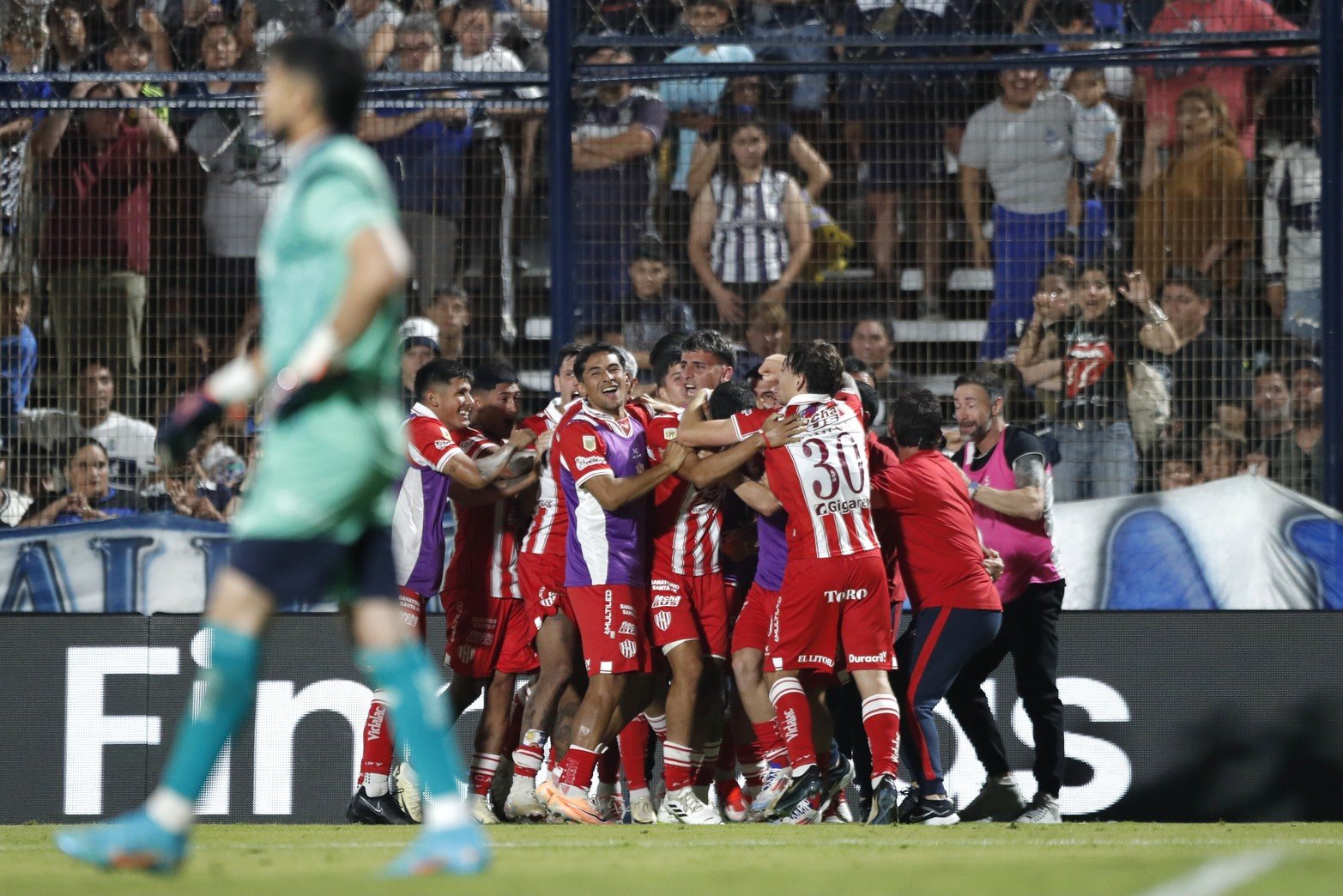 Cortó la racha de derrotas, llegó al cuarto puesto