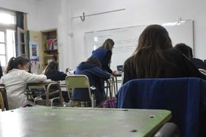 Una hora más de clase. Desde mediados de noviembre la jornada escolar primaria tendrá 45 minutos más de duración para fortalecer la alfabetización. Foto: Flavio Raina