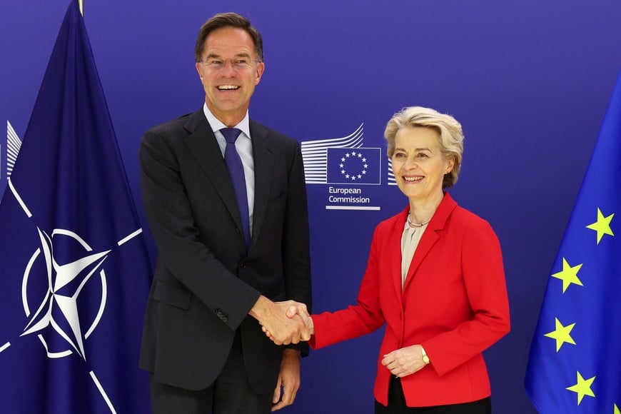 European Commission President Ursula von der Leyen meets NATO Secretary General Mark Rutte at the European Commission in Brussels, Belgium, October 29, 2024. REUTERS/Johanna Geron