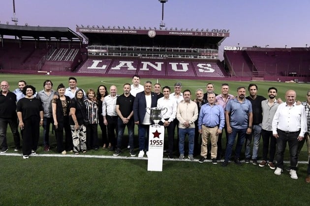 Lanús también tiene su título retro del '55: ¿Colón pide el suyo?