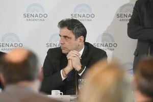 "Se viene una etapa en la Argentina en la que debemos trabajar juntos, y que las provincias y la Nación tengan saneados sus números", sostuvo Lisandro Catalán, vicejefe de Gabinete del Ministerio del Interior. Ministerio del Interior