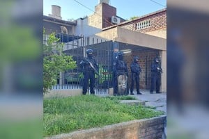 El sospechoso fue capturado tras un allanamiento realizado en Alvear 4300.