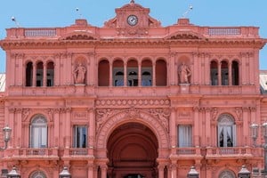 En gobierno siguen de cerca todos los frentes abiertos en la política doméstica.