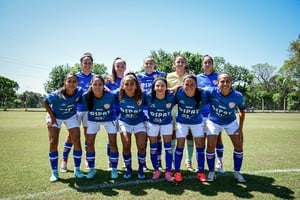 En La Tateguita. Las dirigidas por Poccia juegan mañana sábado el partido de vuelta ante Argentinos. Crédito: Guillermina Puigjane