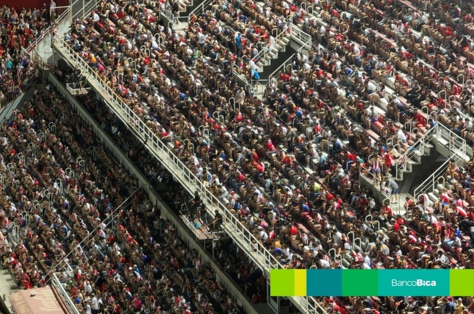 Unión-Newell's, Galería Bica