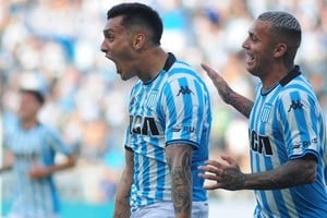 A pocos minutos de comenzar, Nazareno Colombo puso a Racing en ventaja; luego, el ex Colón Facundo Mura marcó el segundo. Gentileza