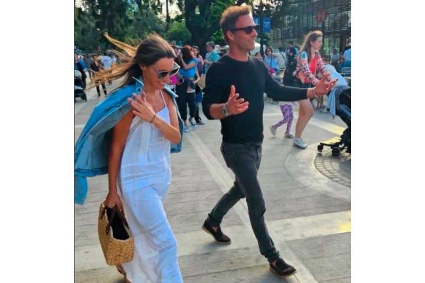 Pampita y su nueva pareja, vistos en un partido de polo.