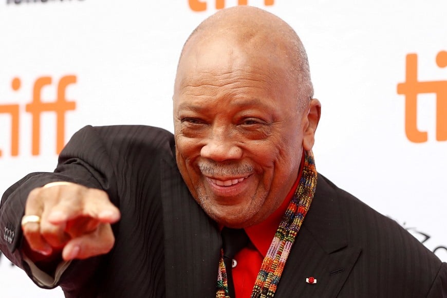 FILE PHOTO: Music producer Quincy Jones arrives for the world premiere of Quincy at the Toronto International Film Festival (TIFF) in Toronto, Canada, September 9, 2018. REUTERS/Mark Blinch/File Photo