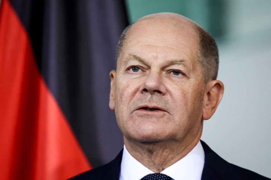 German Chancellor Olaf Scholz gives a statement following the 2024 U.S Presidential Election at the Chancellery in Berlin, Germany, November 6, 2024.  REUTERS/Liesa Johannssen