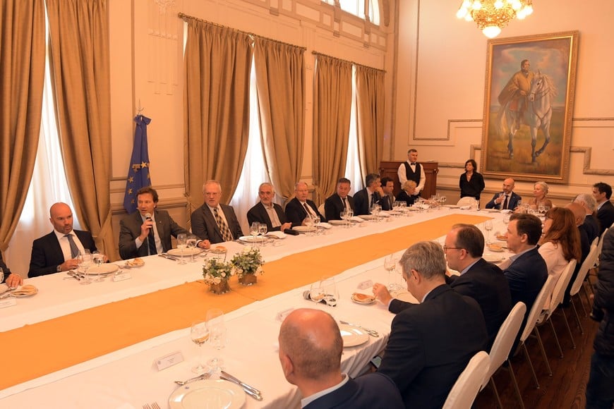 El almuerzo en la Bolsa de Comercio de Santa Fe.
Foto: Luis Cetraro