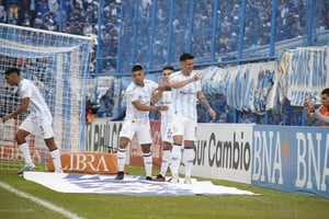 El "Chelo" tucumano. Marcelo Estigarribia, carta de gol del equipo de Facundo Sava, dialogó con la prensa tucumana y dejó conceptos elogiosos para con el equipo de Cristian Alberto González. El Tate y el Decano tienen los mismos puntos: 33 en 21 partidos.  Foto: Gentileza La Gaceta de Tucumán