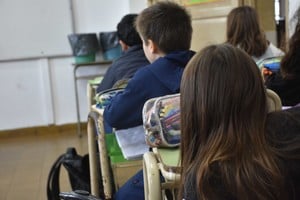 Se sumarán 45 minutos más a la jornada escolar, que llegará a 5 horas reloj diarias. Foto: Flavio Raina