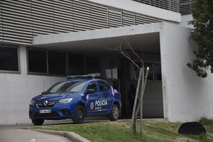 Agentes del Comando Radioeléctrico fueron los primeros en llegar al lugar.