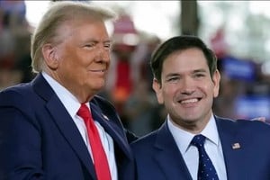 Donald Trump y Marco Antonio Rubio,  quien será el próximo jefe de la diplomacia estadounidense. Evan Vucci/DW