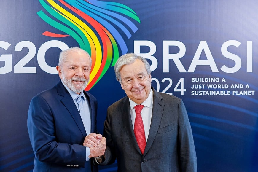 Brazil's President Luiz Inacio Lula da Silva greets U.N. General Secretary Antonio Guterres ahead of the G20 summit, in Rio de Janeiro, Brazil November 16, 2024. Ricardo Stuckert/Brazilian Presidency/Handout via REUTERS THIS IMAGE HAS BEEN SUPPLIED BY A THIRD PARTY