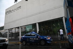 La víctima, identificada como Kevin Pereyra, había llegado al hospital de emergencias Clemente Álvarez (Heca) en la noche del domingo 10 de noviembre. Foto: Archivo