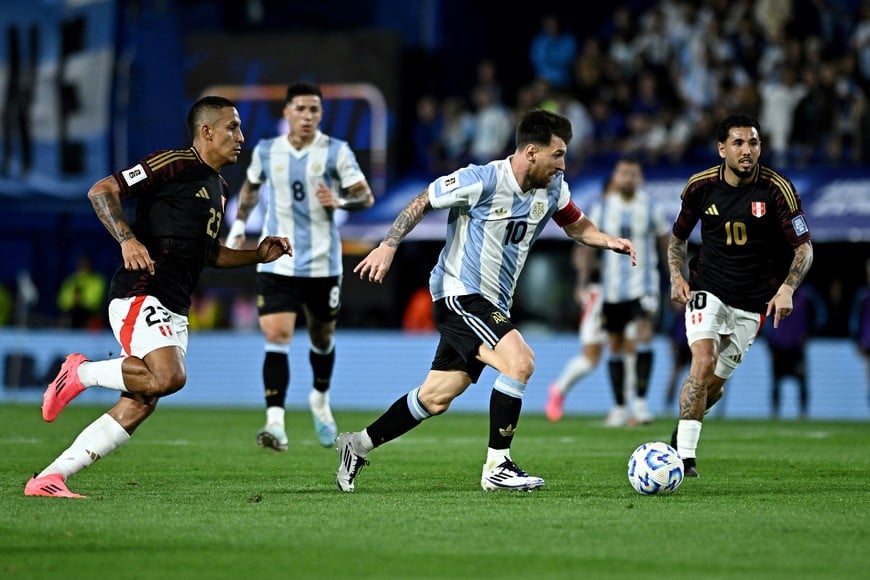 Soccer Football - World Cup - South American Qualifiers - Argentina v Peru - Estadio Mas Monumental, Buenos Aires, Argentina - November 19, 2024
Argentina's Lionel Messi in action REUTERS/Rodrigo Valle