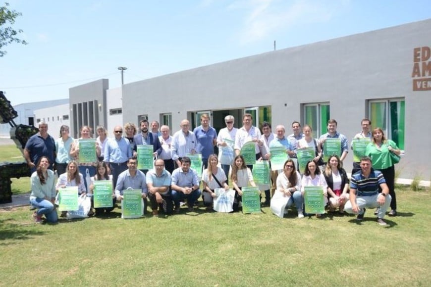 Cada vez son más los que se comprometen con el cierre del basural a cielo abierto, uno de los más grandes de la provincia.