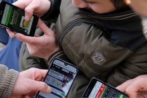 “Cada día observamos un aumento preocupante en la cantidad de niños, adolescentes y jóvenes de todo el país que, facilitados por el acceso masivo a las nuevas tecnologías, caen en el flagelo de la ludopatía", manifiestan en parte de la carta al Congreso.