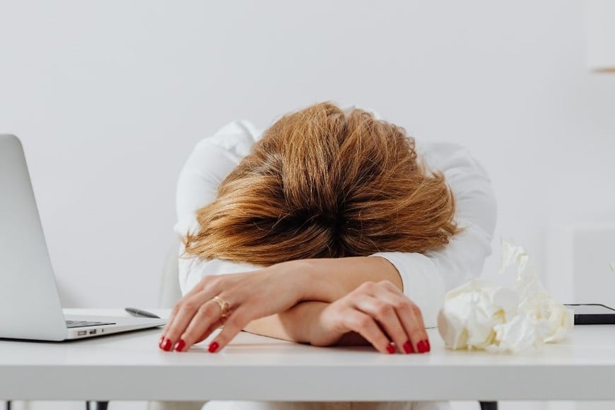 Un respiro de la tecnología puede ayudar a reducir la sobrecarga emocional y mental.