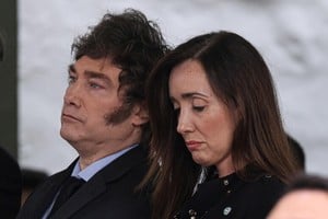 Caras que al parecer lo dicen todo. El presidente Javier Milei y su vice, Victoria Villarruel.