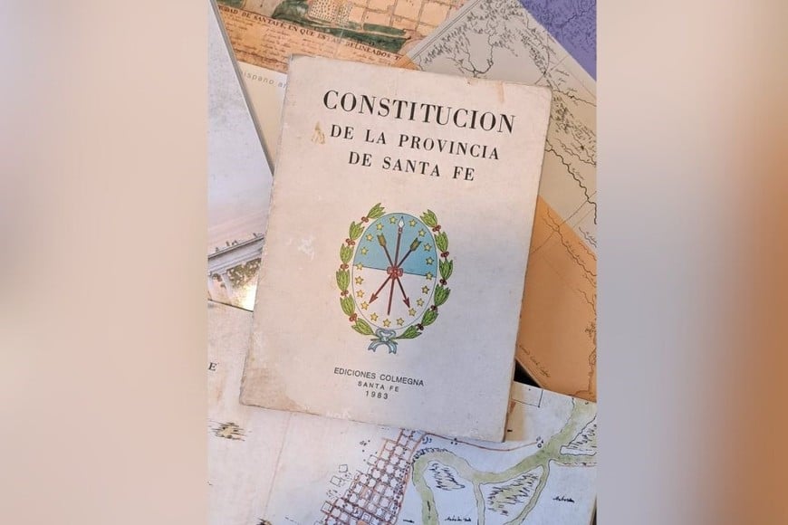 La Constitución de Santa Fe se expone a los ingenieros del caos