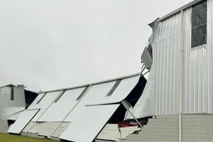 La tormenta que llegó a la ciudad de Rafaela durante la madrugada causó importantes daños.