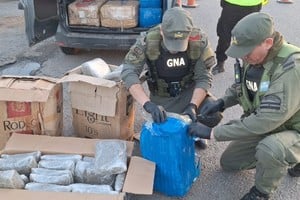 Correntinos detenidos en Santo Tomé: "Si me bajo voy preso porque llevo droga". Foto: Gendarmería