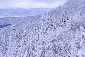 Nov 29, 2024; Killington, Vermont, USA;  A view of the snowy peaks from Killington Resort following a major storm on the previous day and ahead of the FIS World Cup event over the coming weekend. Mandatory Credit: Marc DesRosiers-Imagn Images