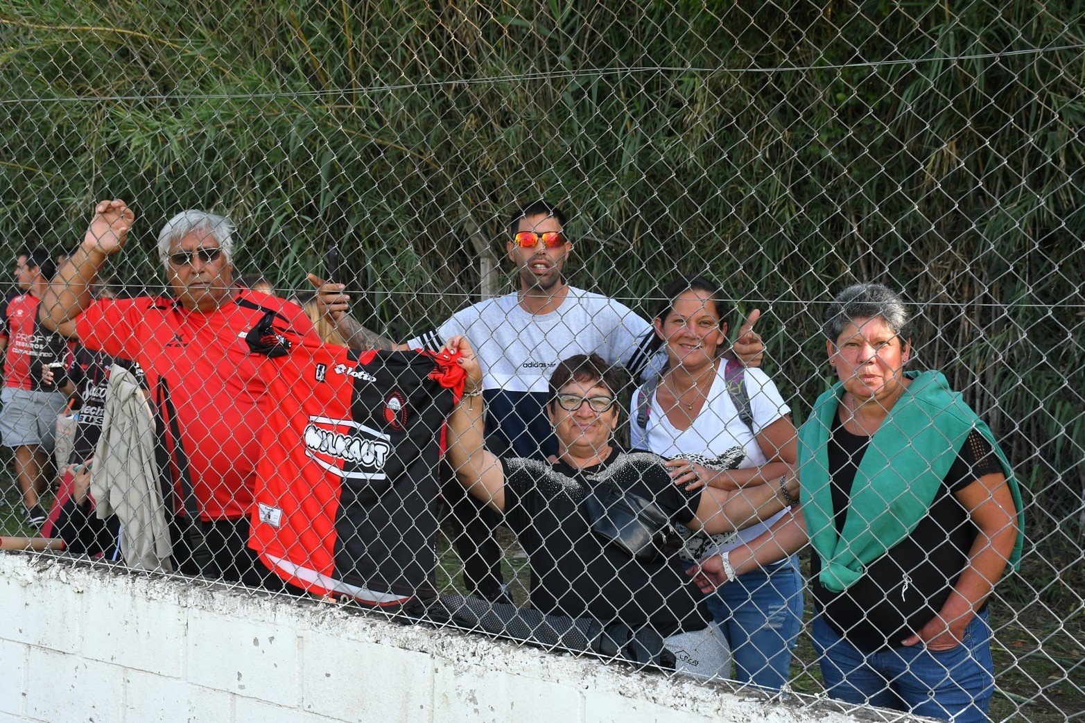 Fue numerosa la parcialidad de Colón que alentó